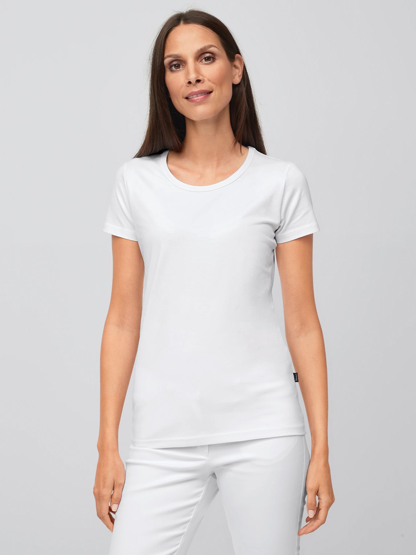 T-shirt CORIA med lengre ryggparti