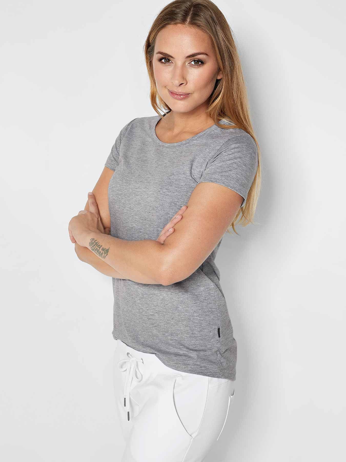 T-shirt CORIA med lengre ryggparti
