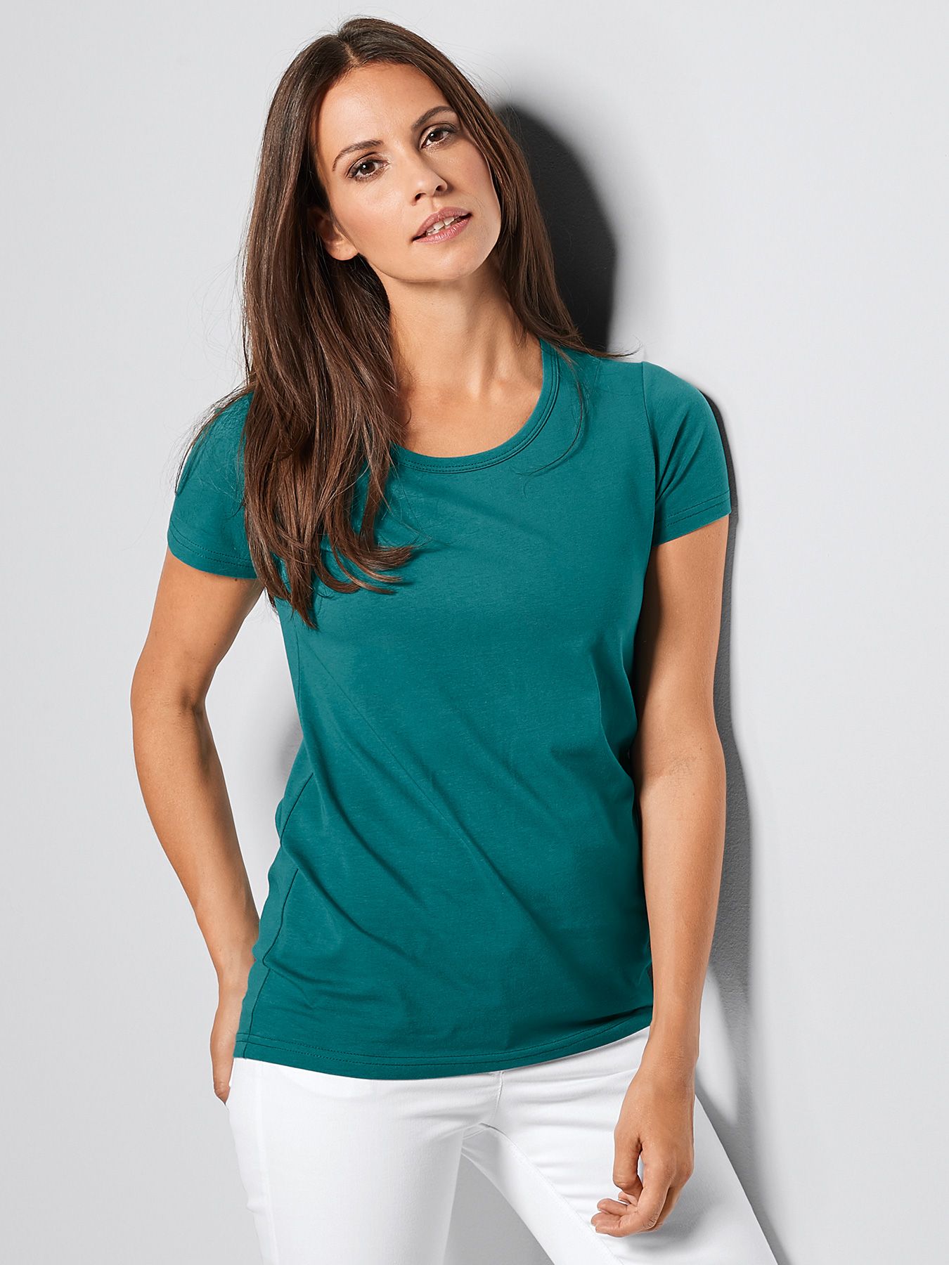 T-shirt CORIA med lengre ryggparti